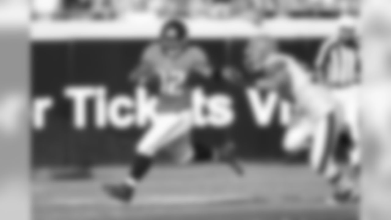 32 Maurice Jones-Drew