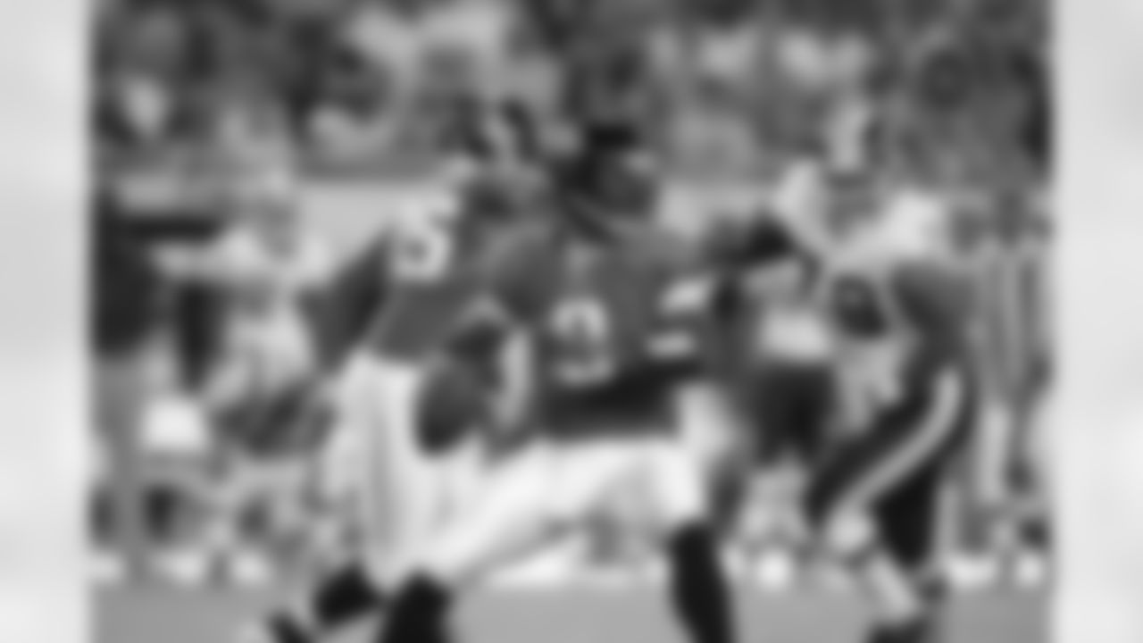 9 David Garrard