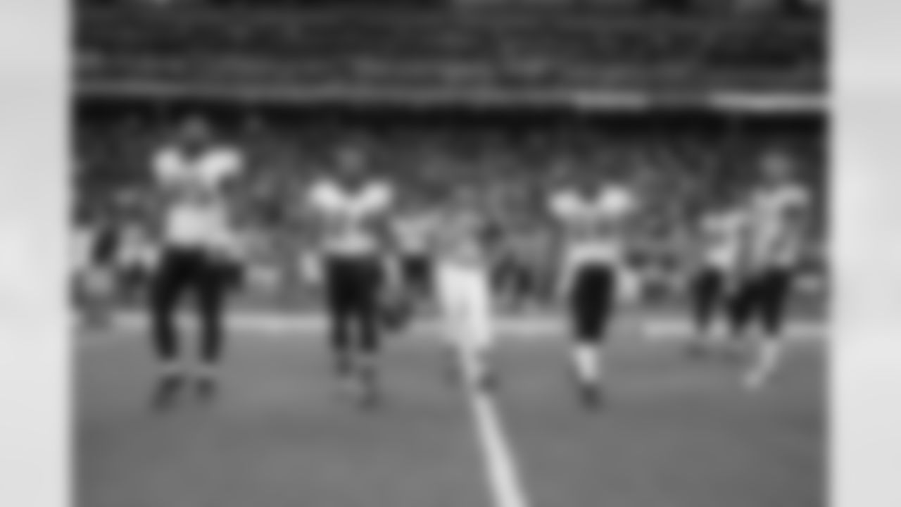 95 Paul Spicer, #24 Montell Owens, #28 Fred Taylor