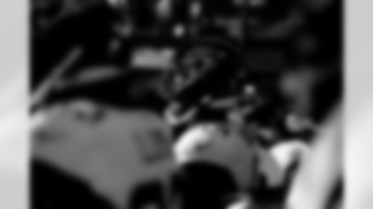 Jacksonville Jaguars vs. Indianapolis Colts
OLB Travon Walker (44)