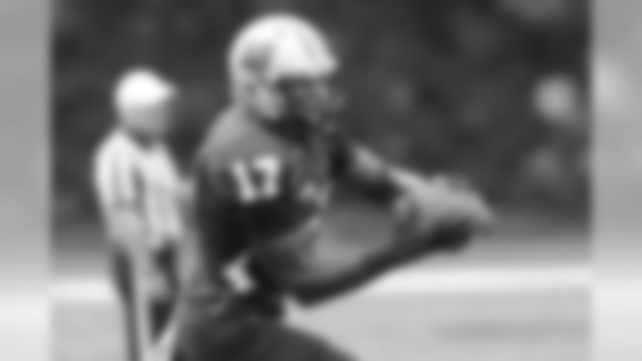 Neal Sterling: 7th Round (220th Overall)