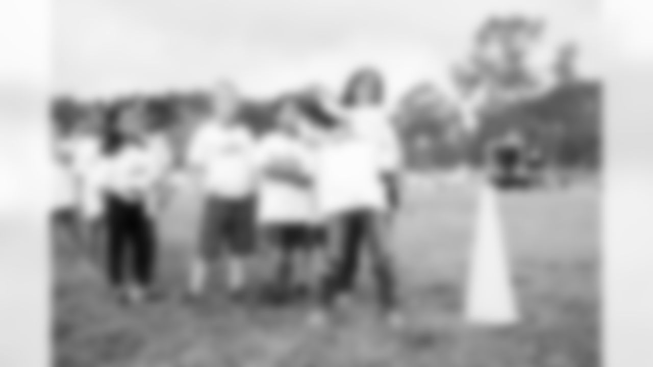 2022_HispanicHeritageSchoolVisit-25