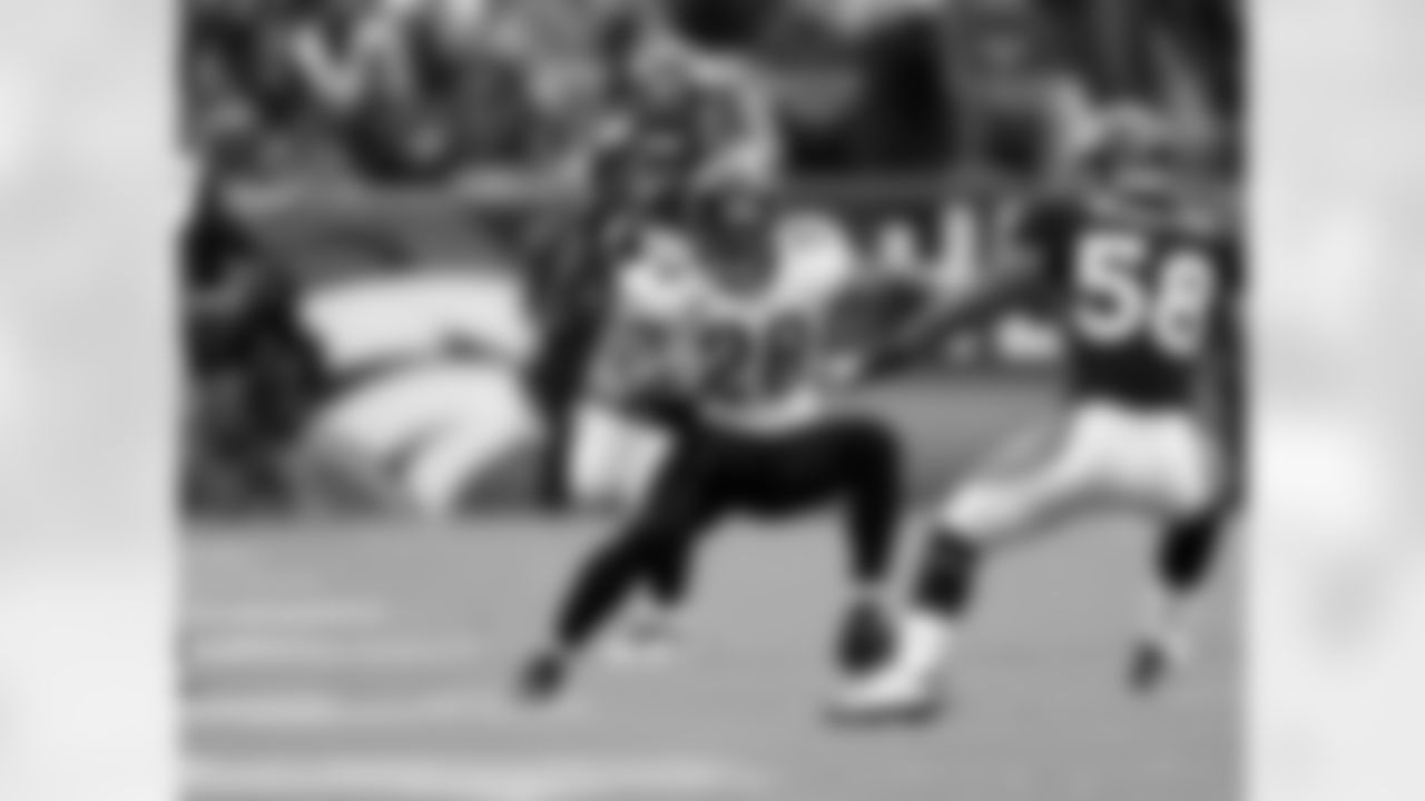 28 Fred Taylor