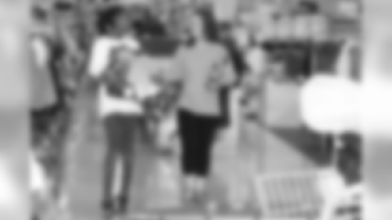 Jacksonville Jaguars rookie quarterback takes local kids groups Christmas shopping, Tuesday, Dec. 10, 2019 in Jacksonville, Fla. (Rick Wilson/Jacksonville Jaguars)