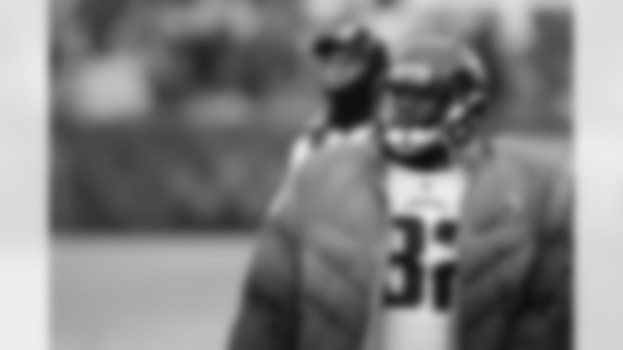 32 Maurice Jones-Drew