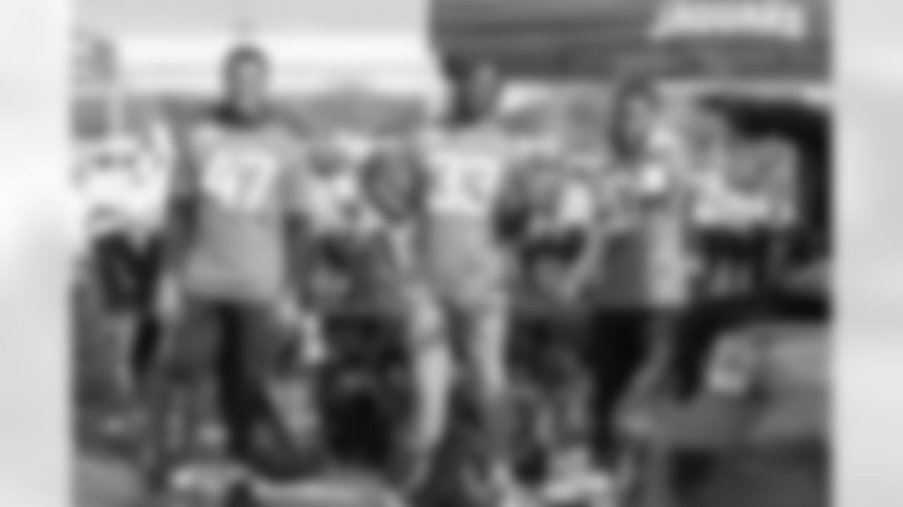 2G2A3651