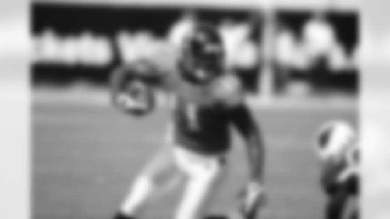 11 Mike Sims-Walker