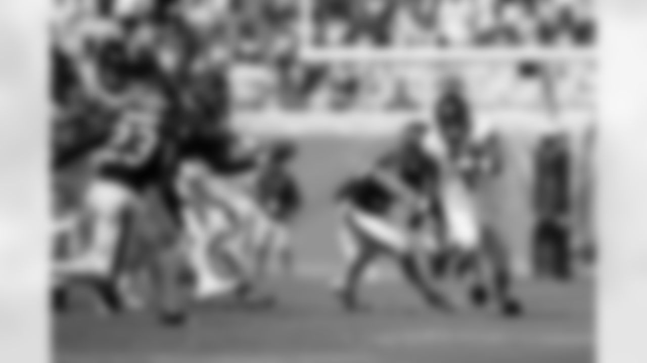 Jacksonville Jaguars vs. Houston Texans
RB Travis Etienne Jr. (1)