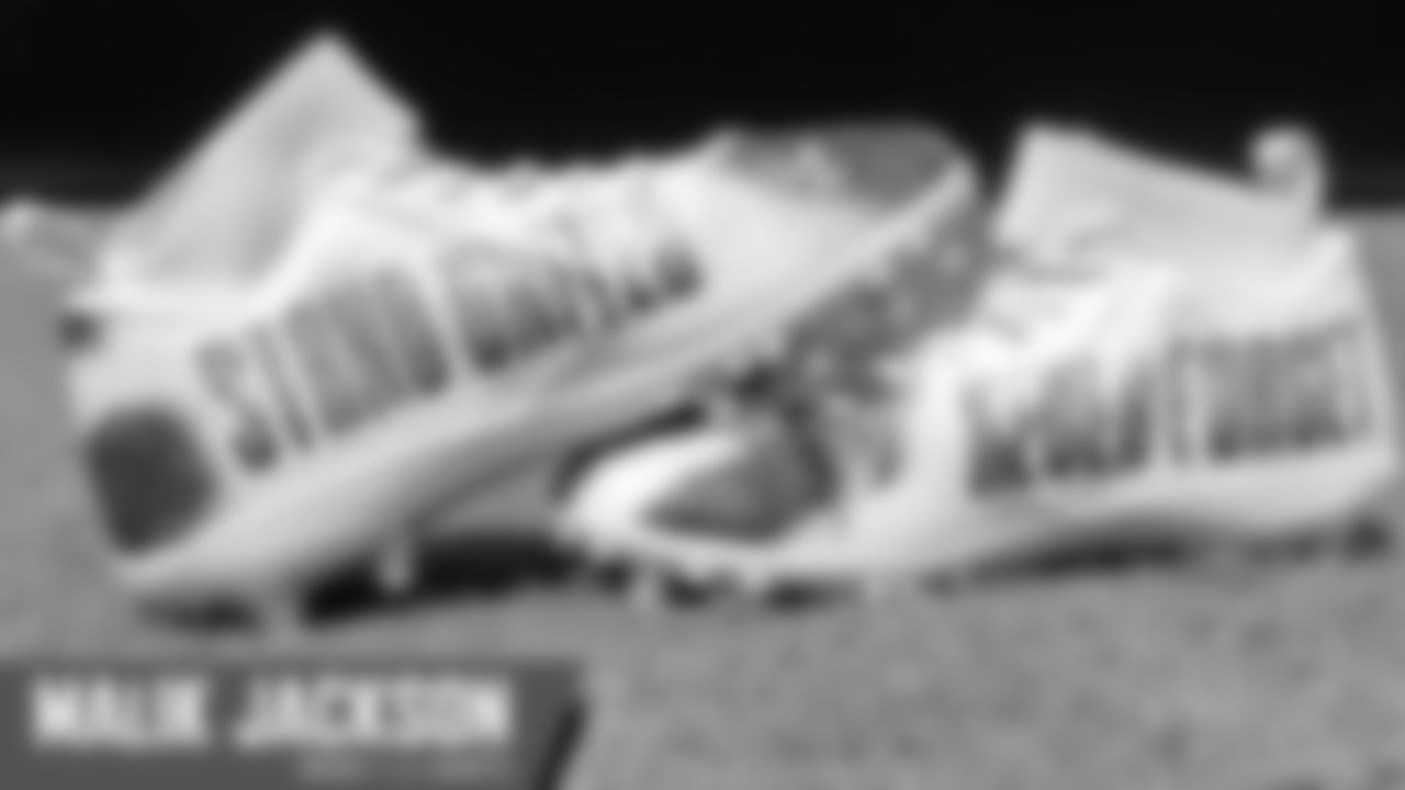 MALIKCLEATS-GIANTS1