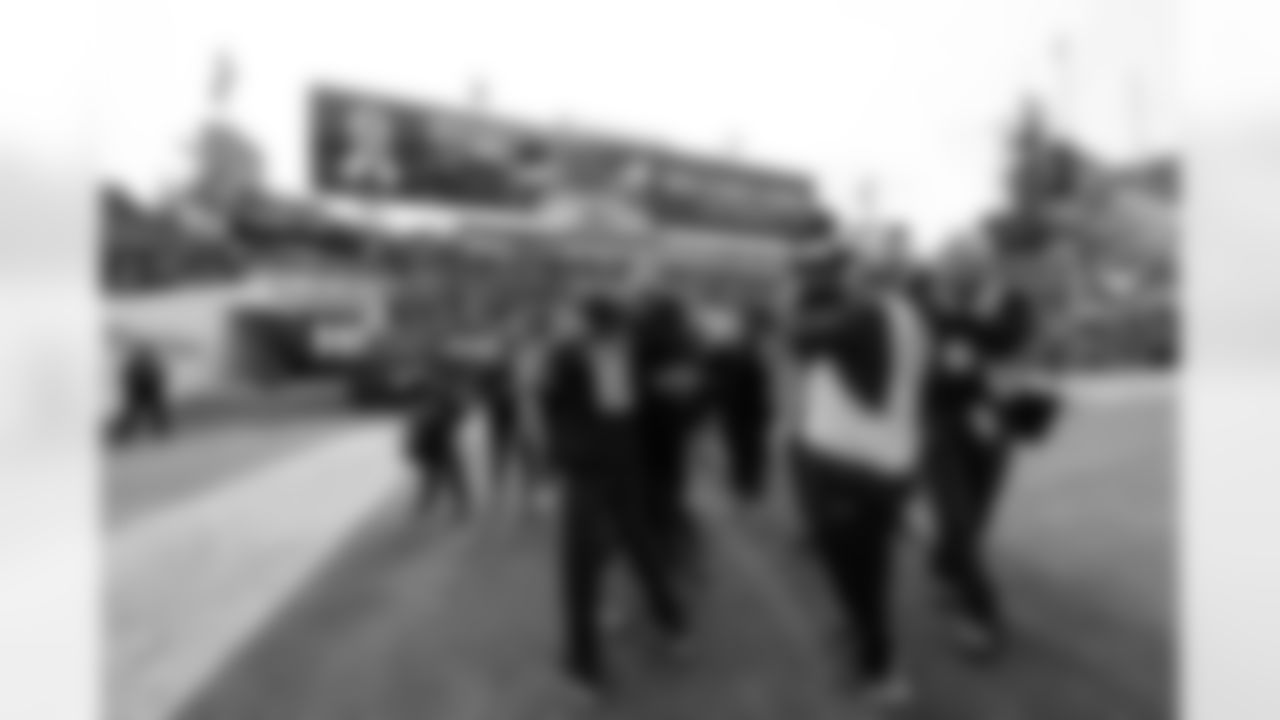 2021_1107_Gameday_GameAction_TE_0156