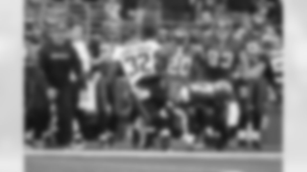 32 Maurice Jones-Drew