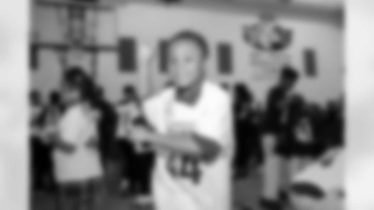 2022_1122_JoshTravonYetDinner_051