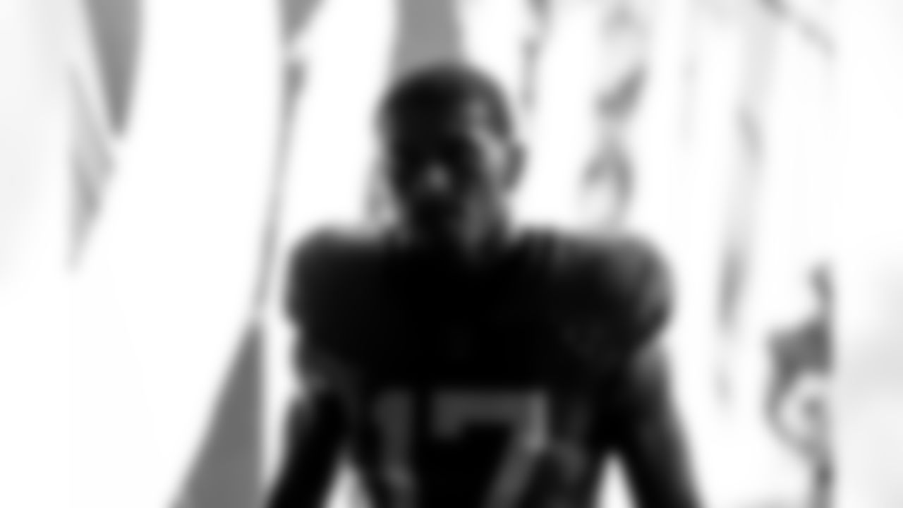 Jacksonville Jaguars vs. Kansas City Chiefs
TE Evan Engram (17)