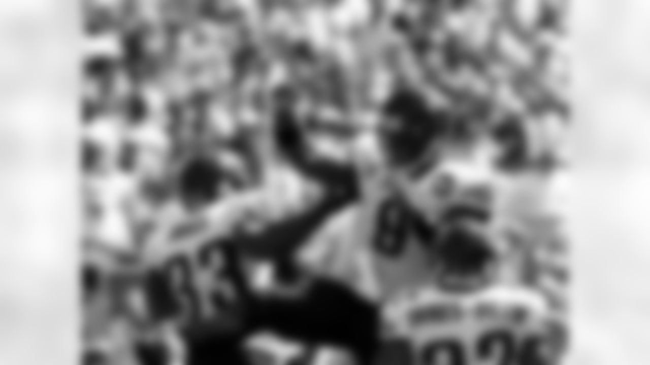 33 Greg Jones, #9 David Garrard, #32 Maurice Jones-Drew