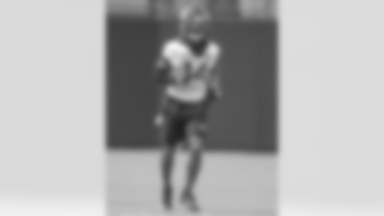 2020-08-23 - Jaguars Practice - Rick WIlson - -23