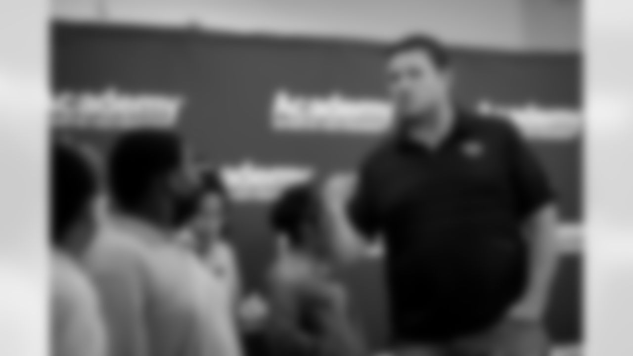Tony Boselli and The Boselli Foundation partner with Academy Sports & Outdoors to gift Matthew Gilbert Middle School a surprise shopping spree for for their soccer program.