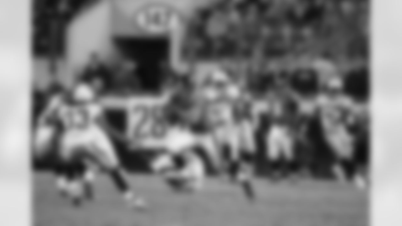 85 Richard Angulo