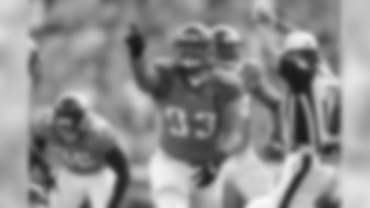 93 Tyson Alualu
