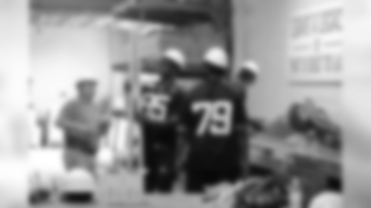 Jacksonville Jaguars rookie players participate in an NFL100 initiative at HabiJax Tuesday June 18, 2019 in Jacksonville, Fl. (Rick Wilson/Jacksonville Jaguars)