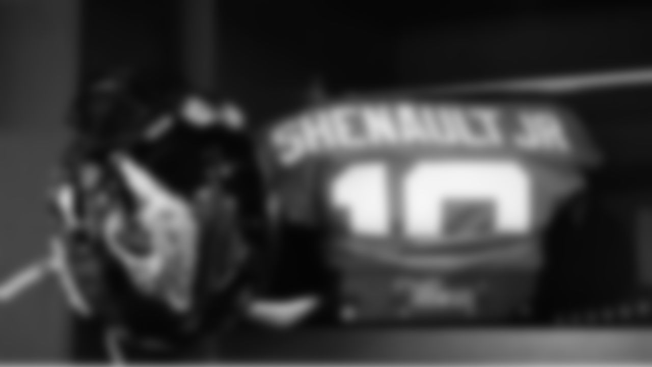 LockerRoom-1