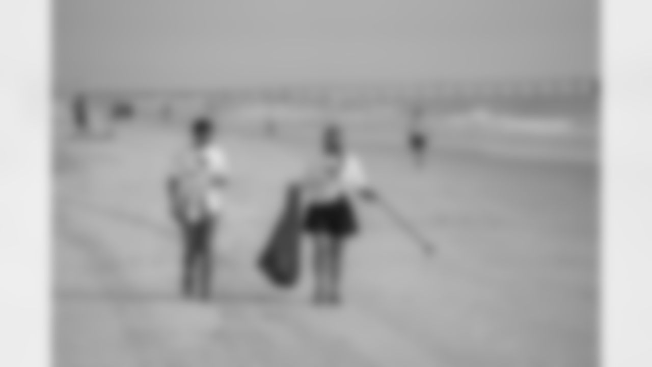 2023_0419_BeachCleanup_23