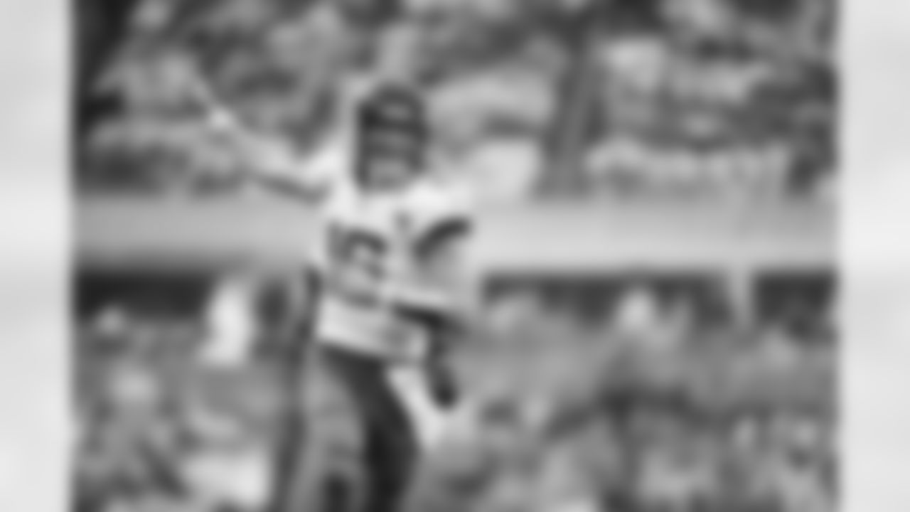 Jacksonville Jaguars vs. Pittsburgh Steelers
QB Trevor Lawrence (16)