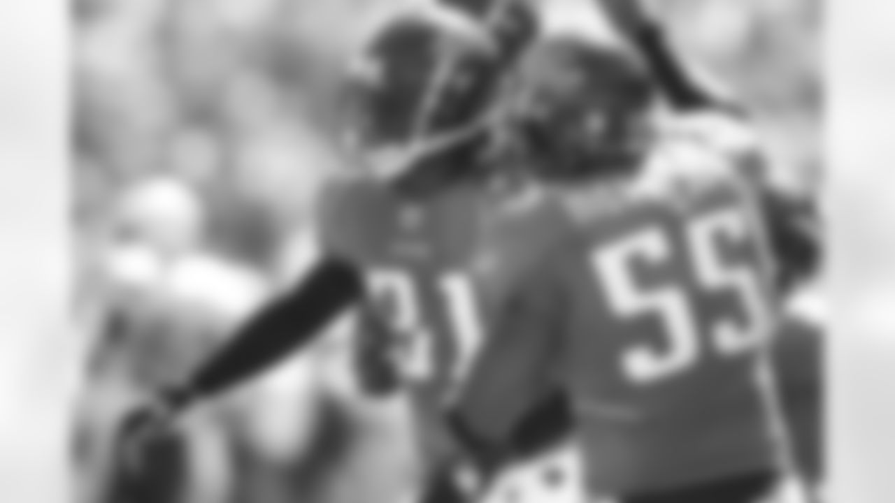2010 Season - Broncos vs. Jaguars-1