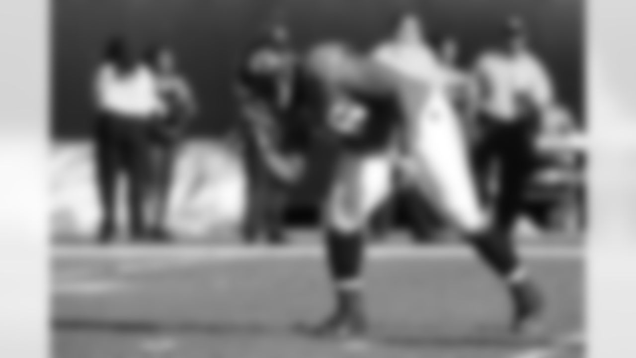96 Terrance Knighton