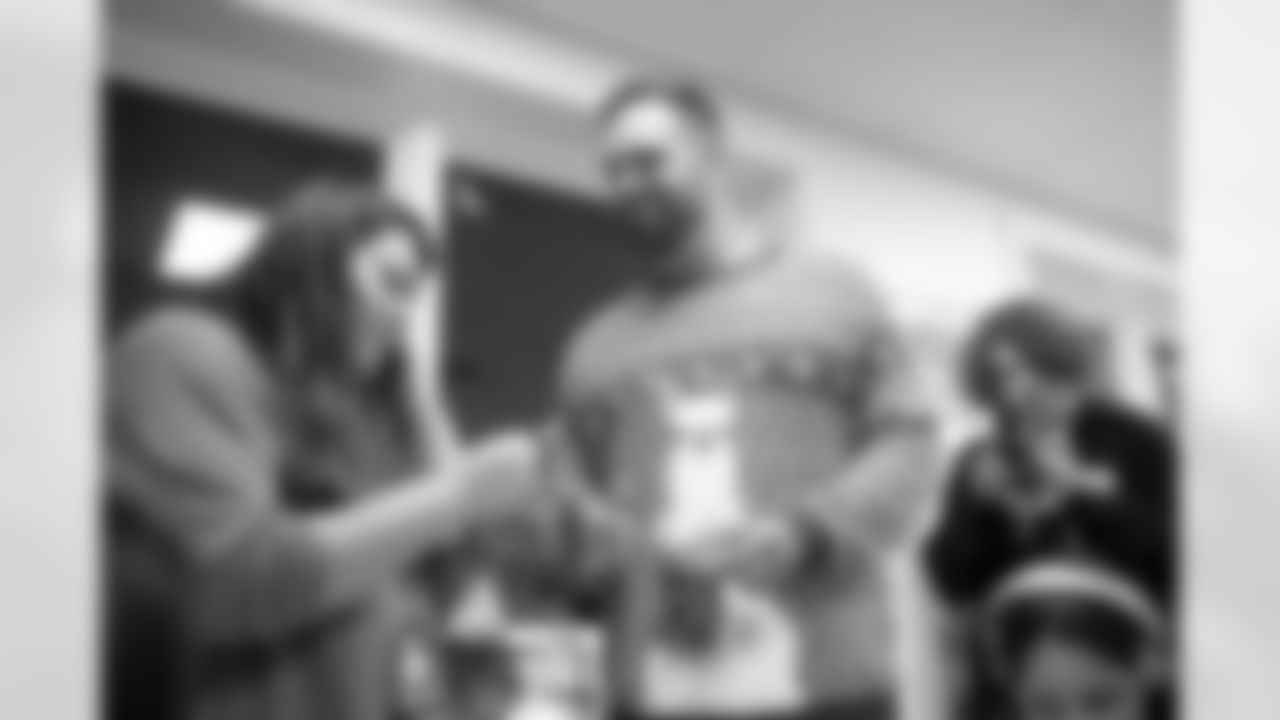 2022_1214_RonaldMcDonaldHouse_037
