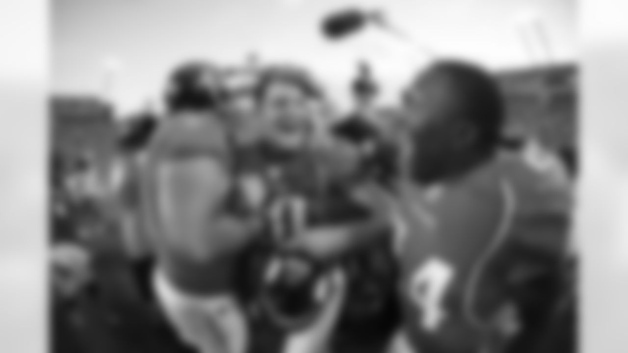 10 Josh Scobee, #24 Montell Owens