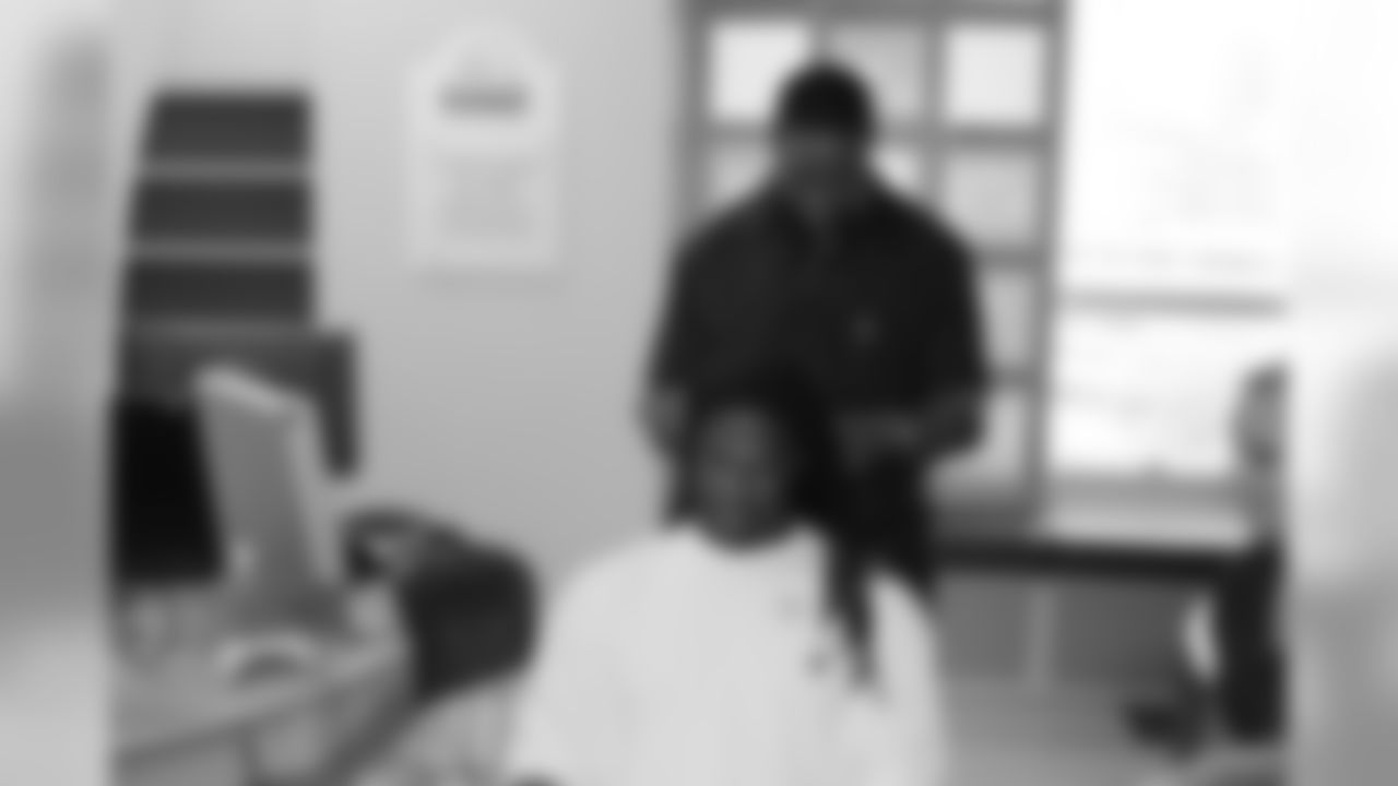 Wilford cuts hair to honor Wolfson Children's Hospital Oncol