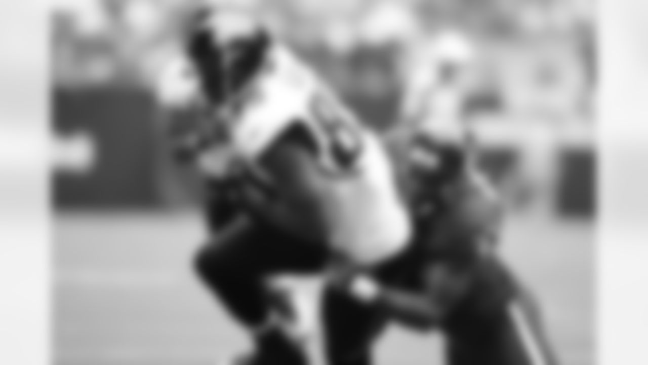 89 Marcedes Lewis