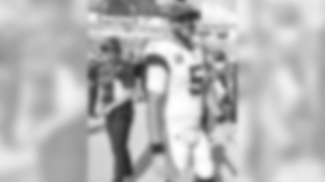 _1RW2227 copy