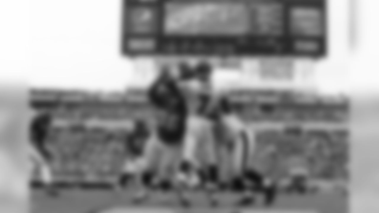 96 Terrance Knighton