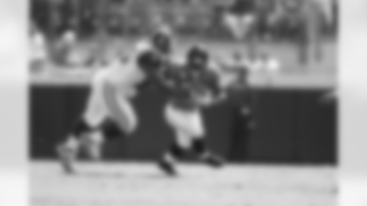 32 Maurice Jones-Drew