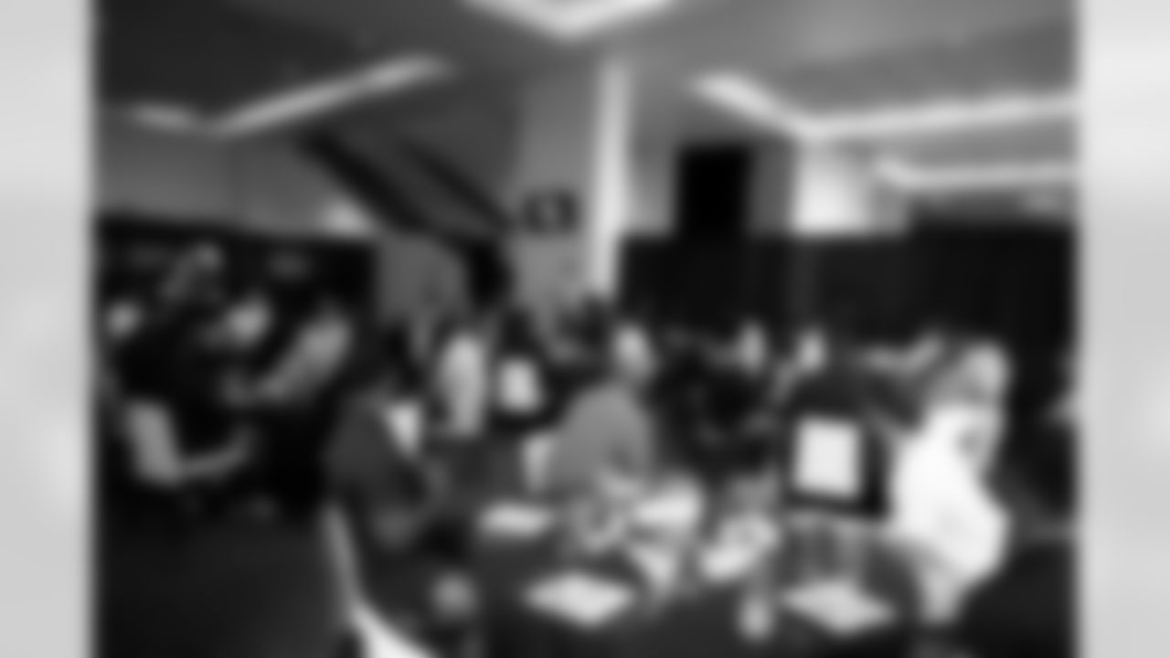 2022_0614_RookieAlumniLunch_002