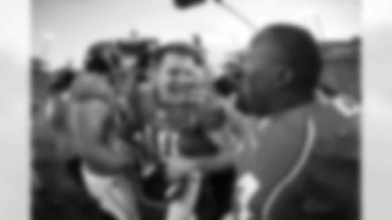 10 Josh Scobee, #24 Montell Owens