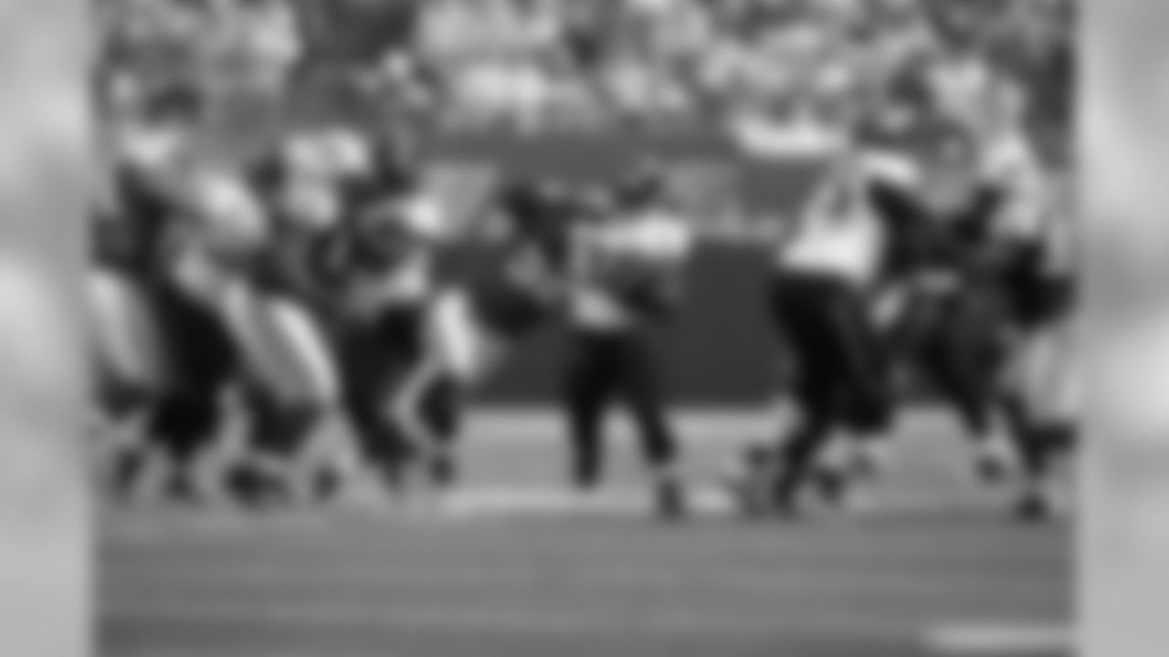 32 Maurice Jones-Drew
