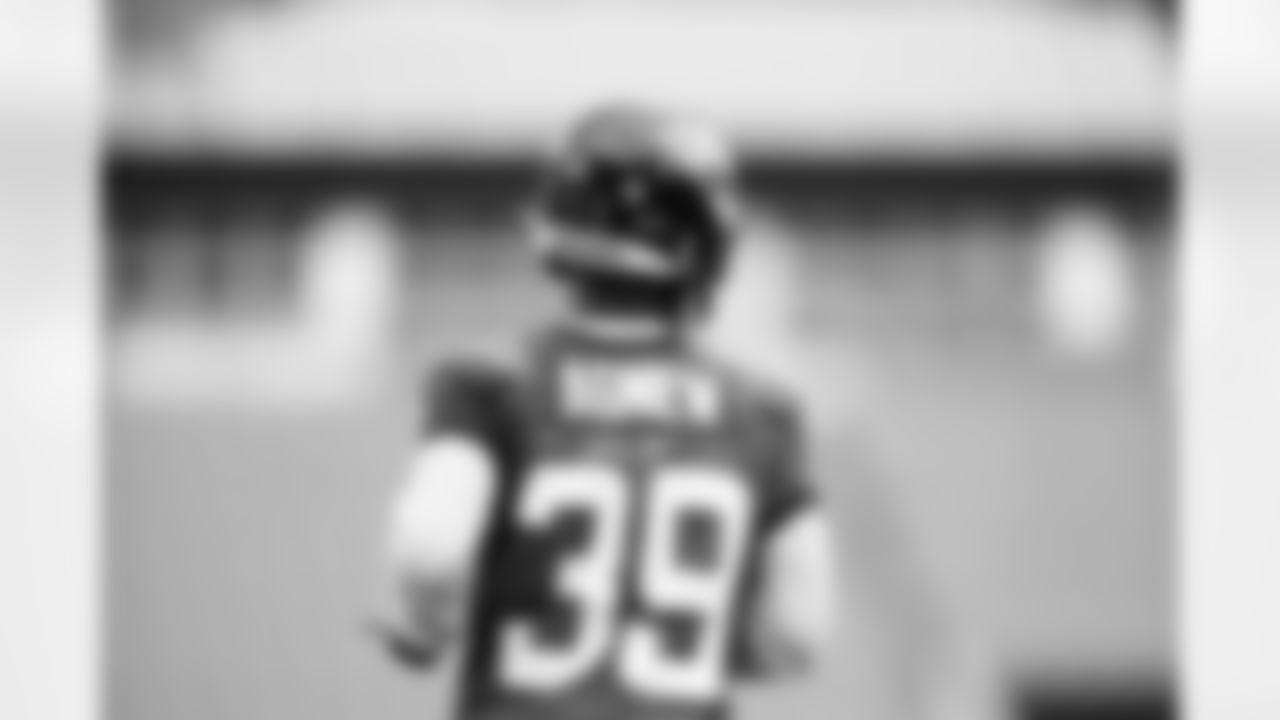 Jacksonville Jaguars wide receiver Jamal Agnew (39) during OTAs at TIAA Bank Field in Jacksonville, FL on May 22, 2023. (Kam Nedd/Jacksonville Jaguars)