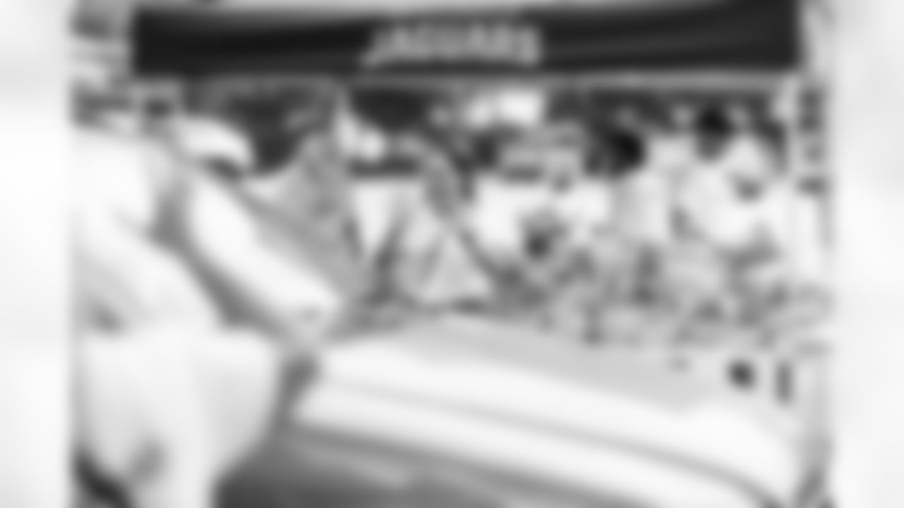 2022_0917_HHMFoodDistribution_055