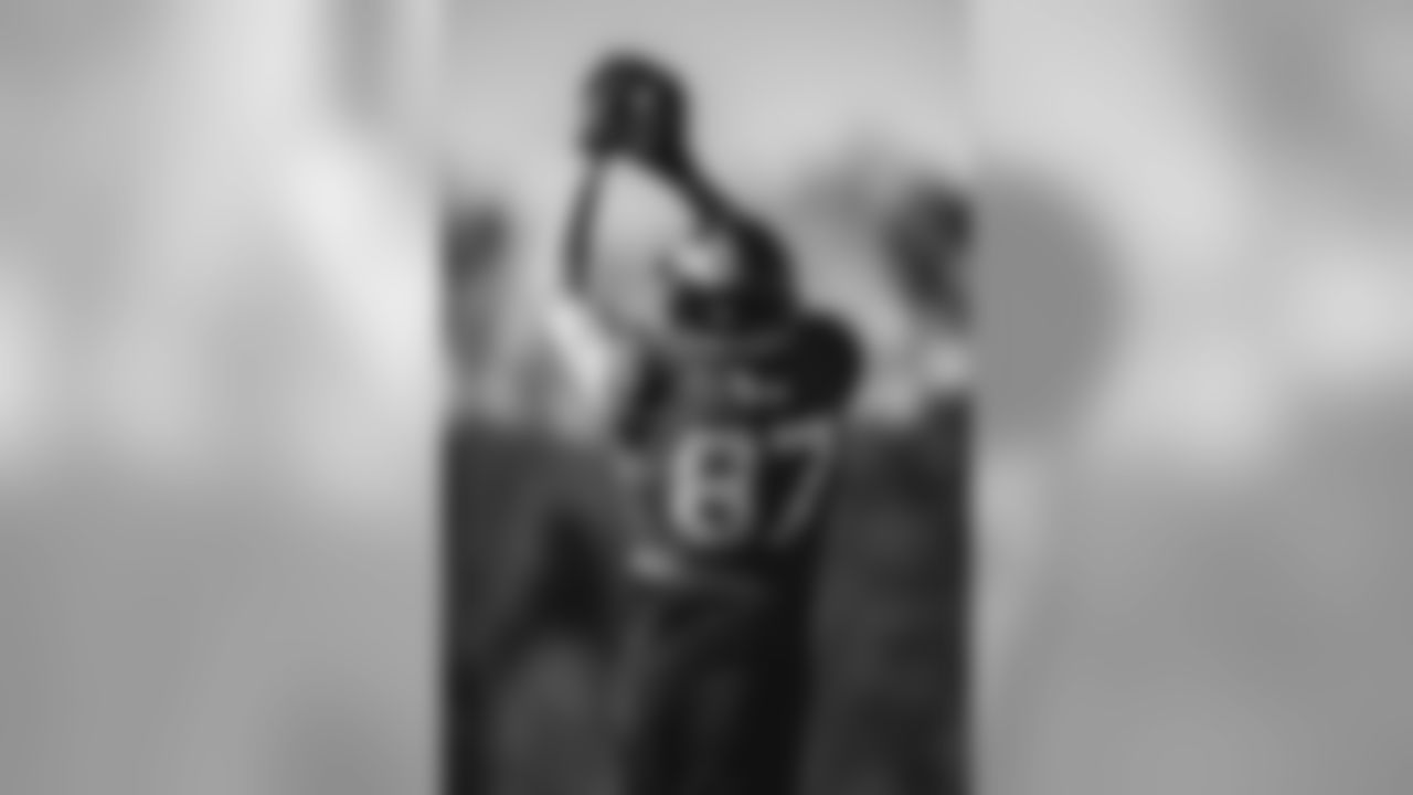 E_SNY_5490_1
