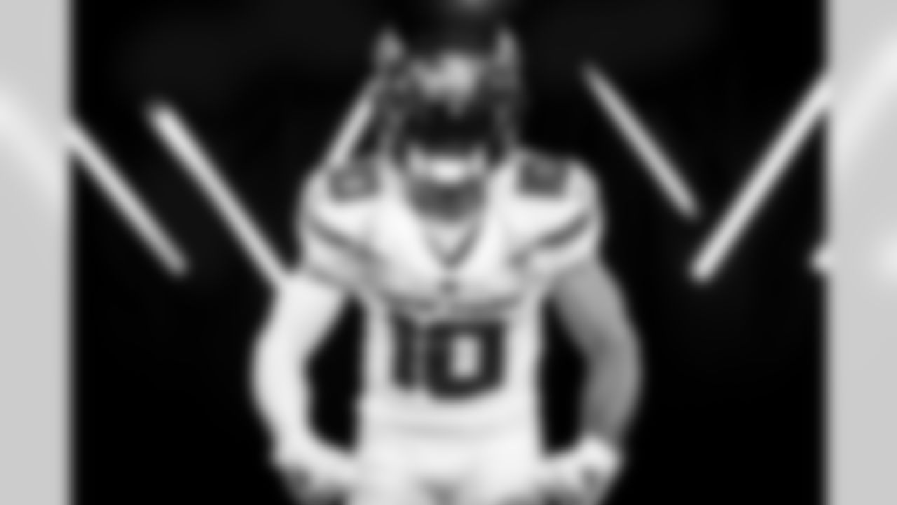 WR Braxton Berrios