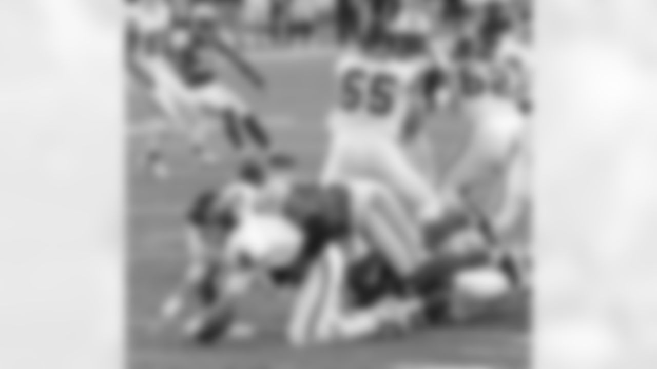 Calvin Pace Photos
