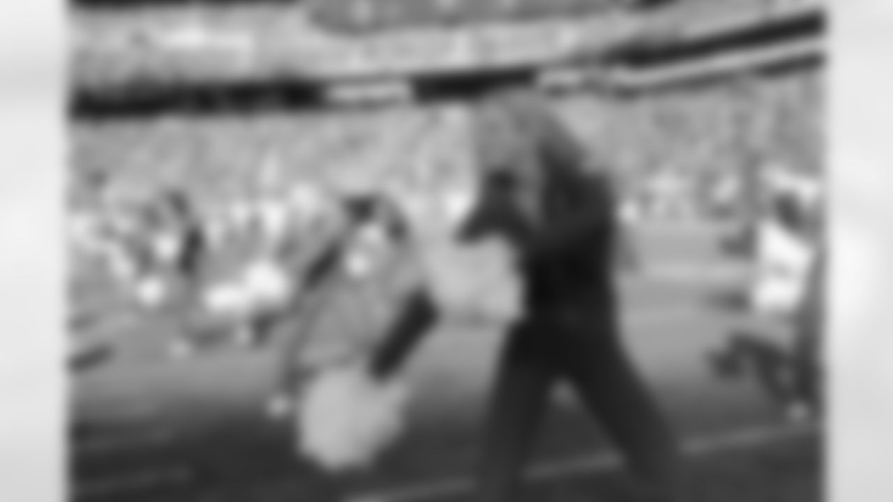 New York Jets Flight Crew: Jets vs Chiefs