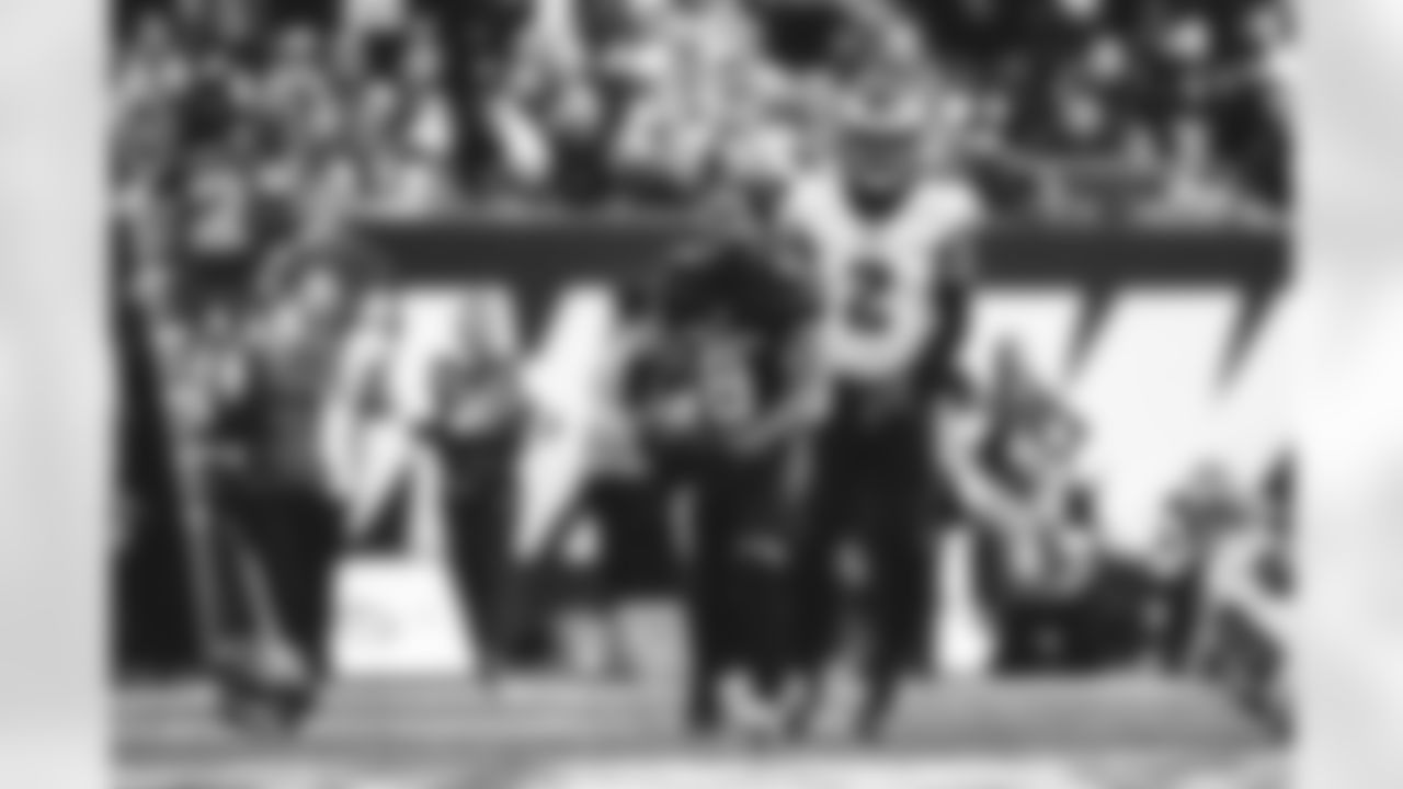 E_SNY_1628