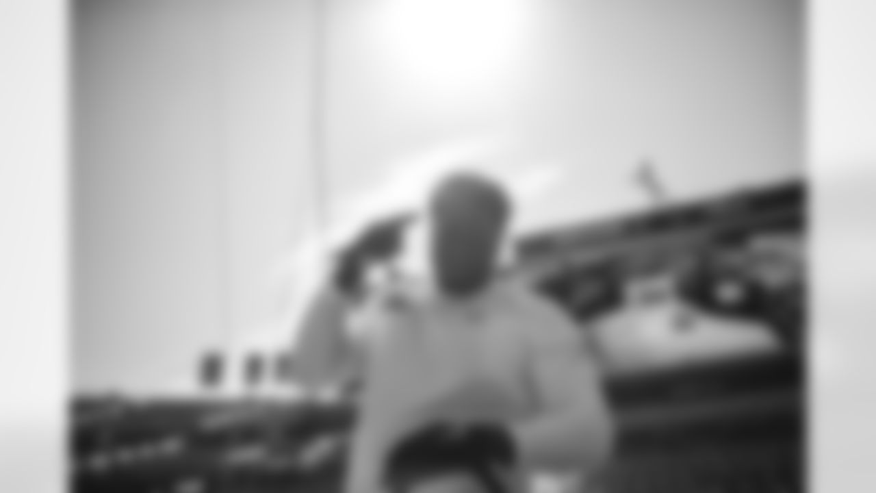 E_SNY_8188