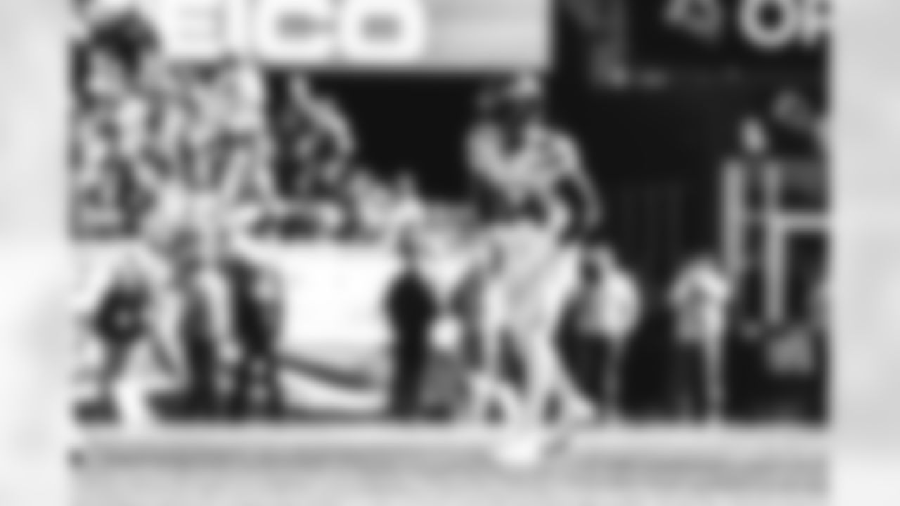 E_SNY20664