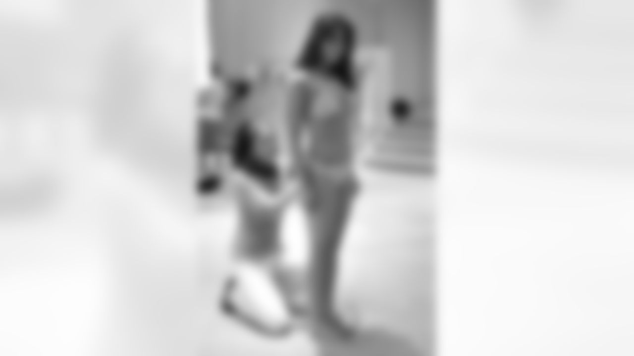 2012 Flight Crew Swimsuit Calendar Casting