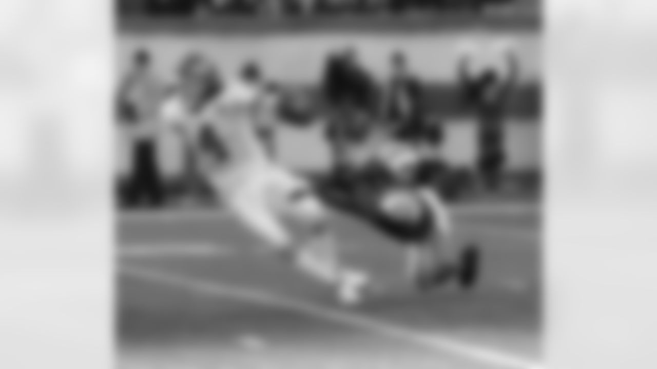 2011 Regular Season Week 14 Jets vs. Chiefs Game Photos