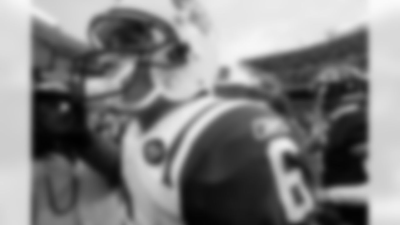 2010 Week 16 Jets vs Bears Game Photos